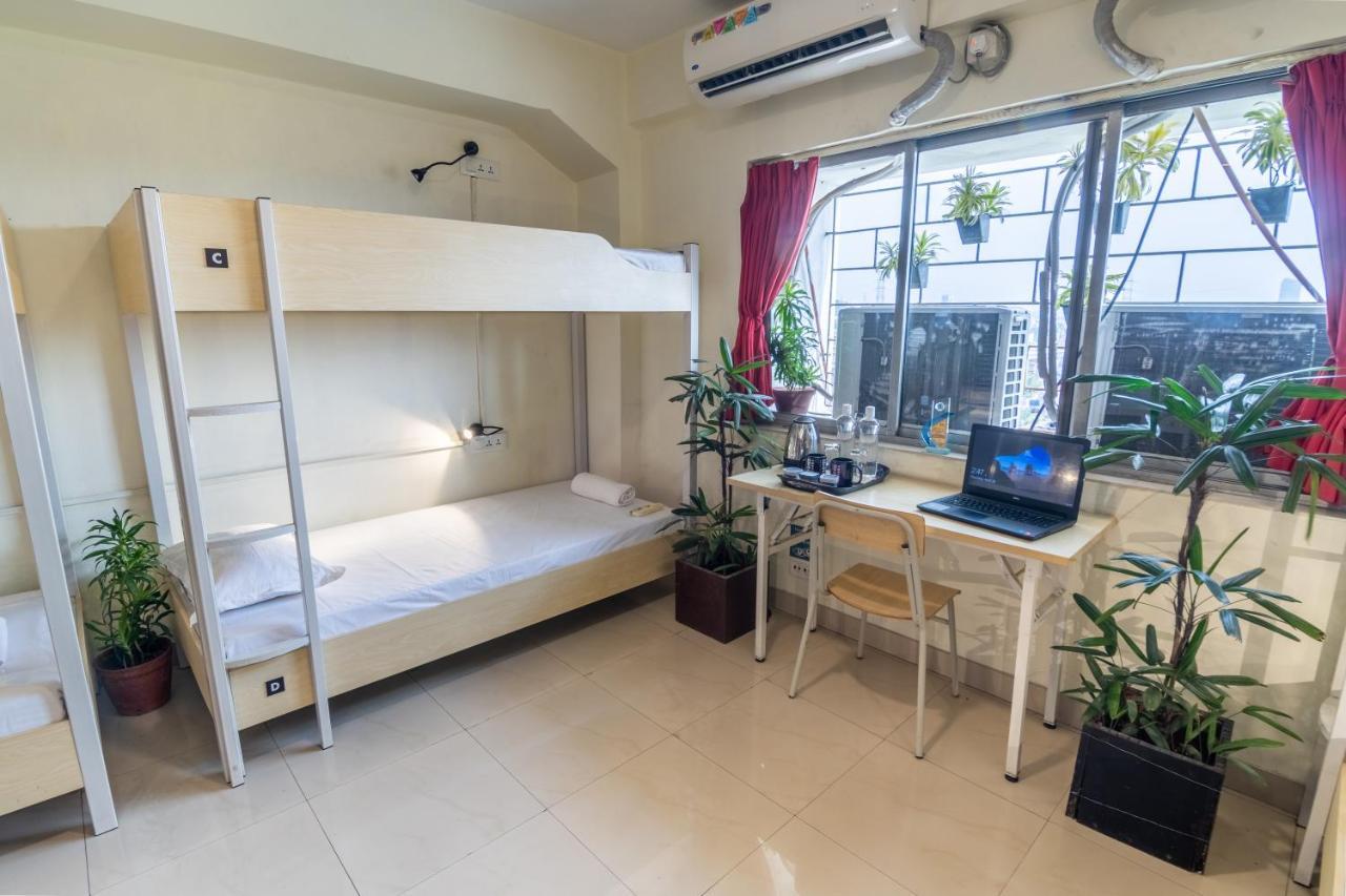 Hostel Offbeat Ccu Kalkuta Zewnętrze zdjęcie