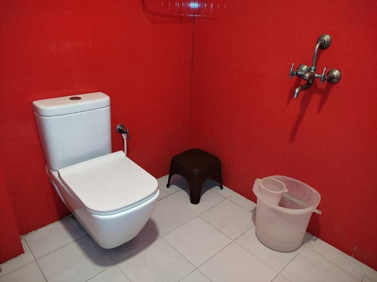 Hostel Offbeat Ccu Kalkuta Zewnętrze zdjęcie