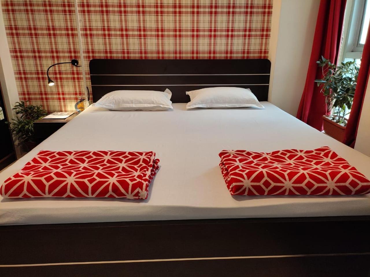 Hostel Offbeat Ccu Kalkuta Zewnętrze zdjęcie