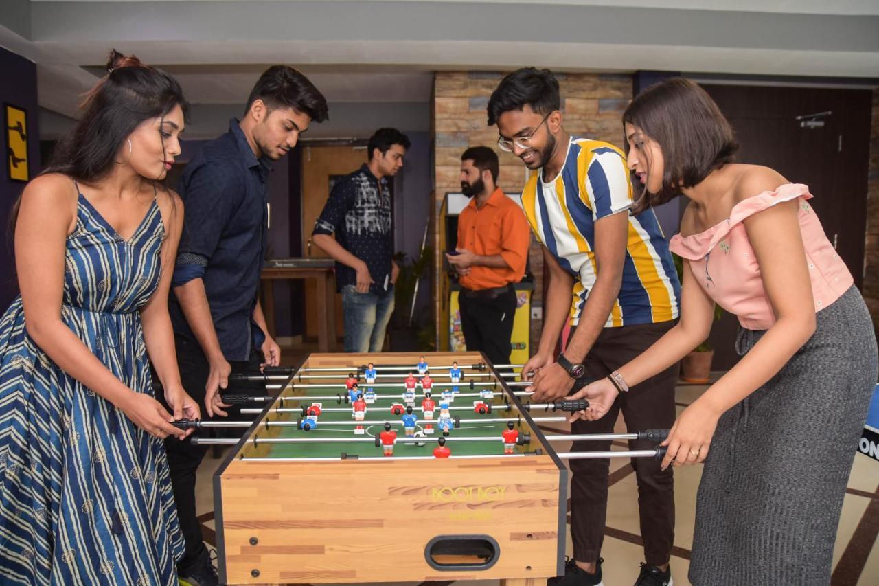 Hostel Offbeat Ccu Kalkuta Zewnętrze zdjęcie