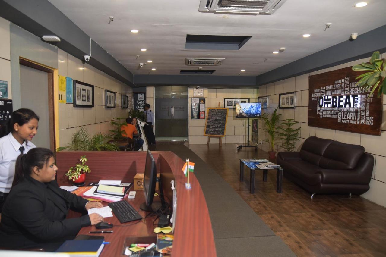 Hostel Offbeat Ccu Kalkuta Zewnętrze zdjęcie